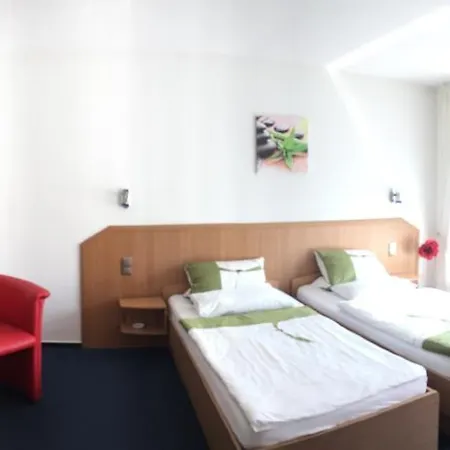Garten Hotel