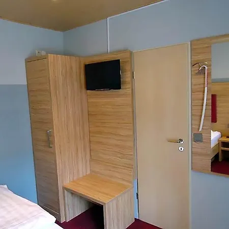 Hotel Garten 3*