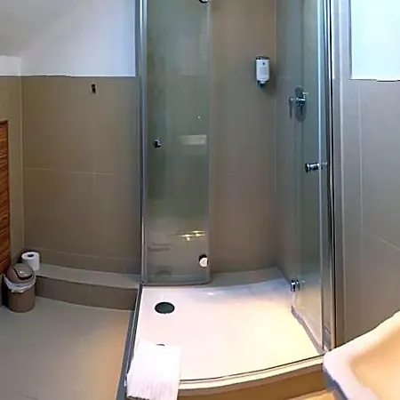 Garten Hotel 3*