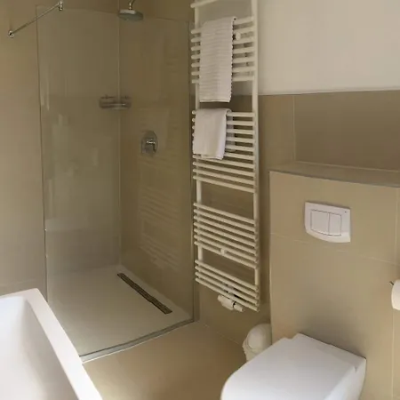 Garten Hotel 3*
