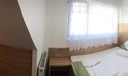 Hotel Garten 3*