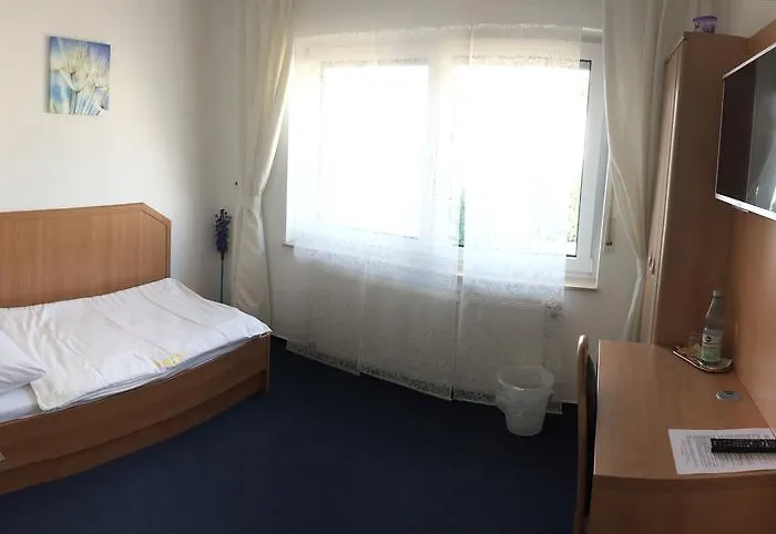Otel Garten 3*